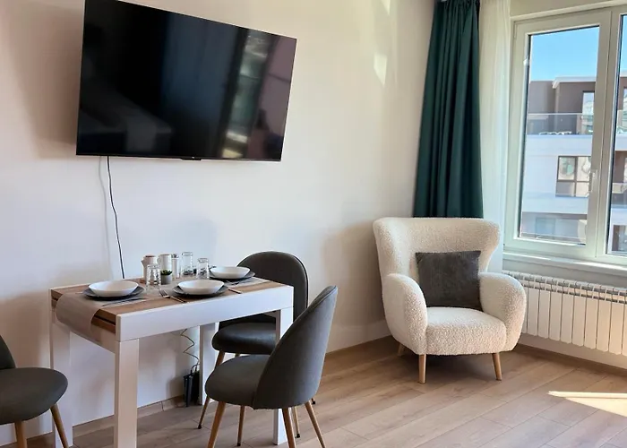 Skyway By Nightspace- Modern Апартамент *