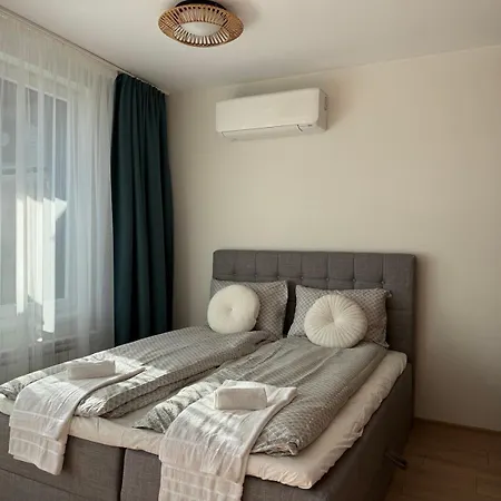 Skyway By Nightspace- Modern Apartment