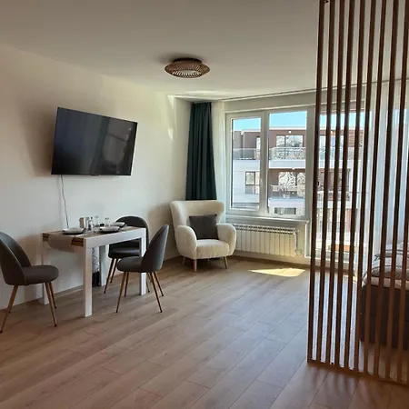 Apartment Skyway By Nightspace- Modern